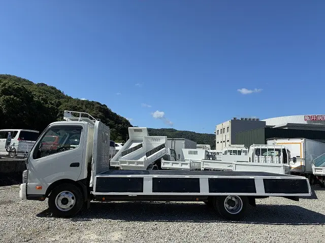日野 デュトロ 2RG-XZU720M(2WD)の写真11