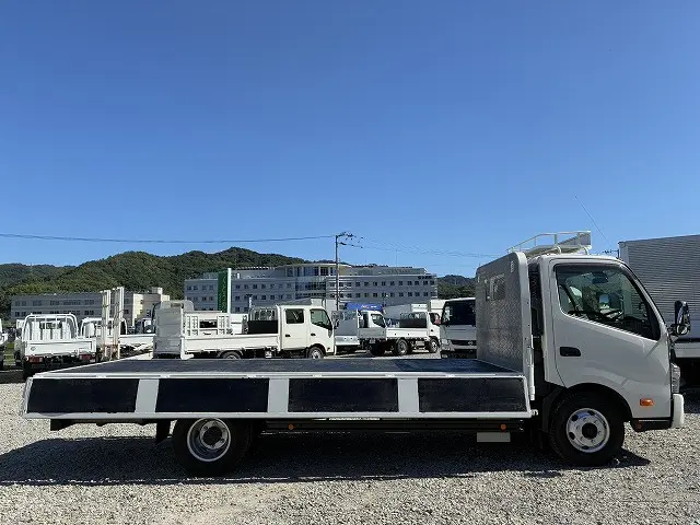 日野 デュトロ 2RG-XZU720M(2WD)の写真12