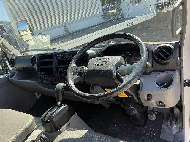 日野 デュトロ 2RG-XZU720M(2WD)の写真29