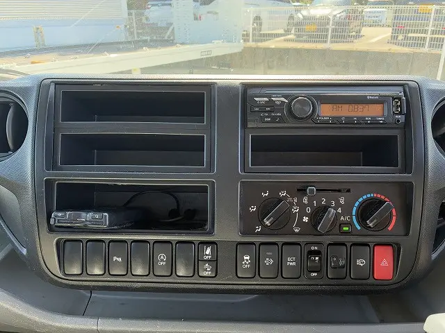 日野 デュトロ 2RG-XZU720M(2WD)の写真31