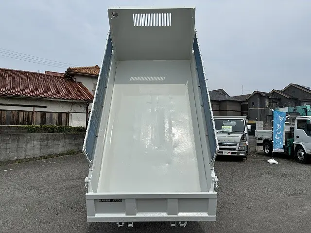 いすゞ エルフ TPG-NKR85AD(2WD)の写真7