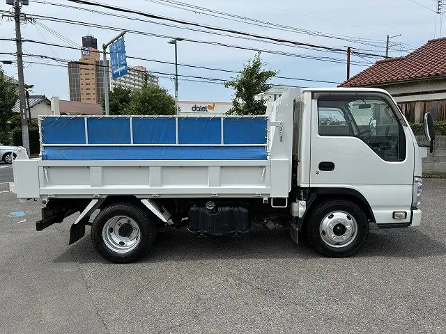 いすゞ エルフ TPG-NKR85AD(2WD)の写真12