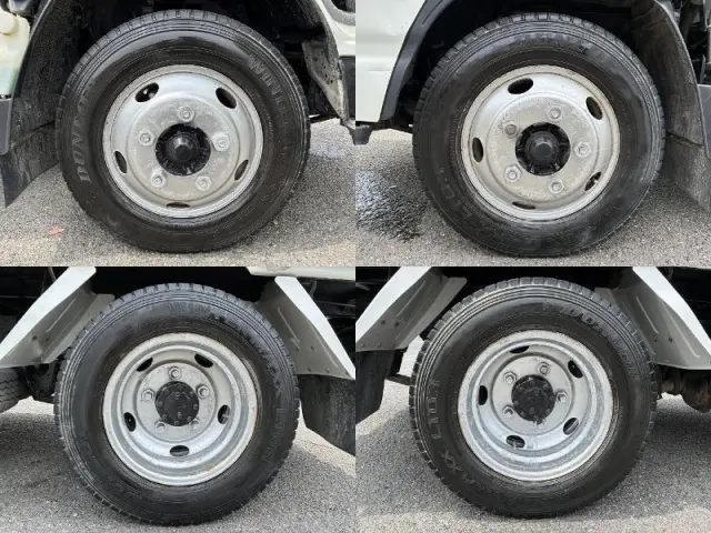 いすゞ エルフ TPG-NKR85AD(2WD)の写真32