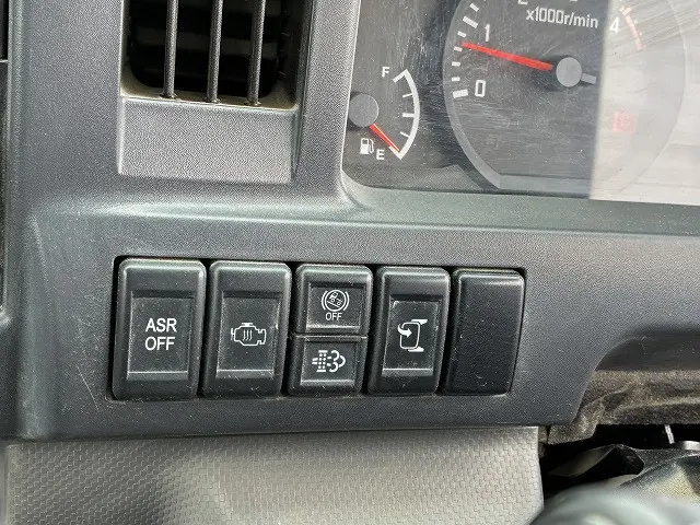 いすゞ エルフ TPG-NKR85AD(2WD)の写真41