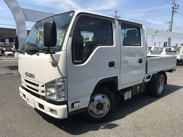いすゞ エルフ 2RG-NJS88A(4WD)の写真1