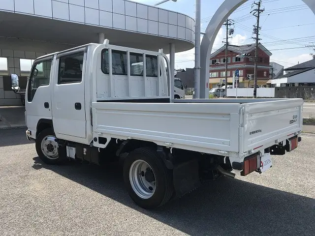 いすゞ エルフ 2RG-NJS88A(4WD)の写真6