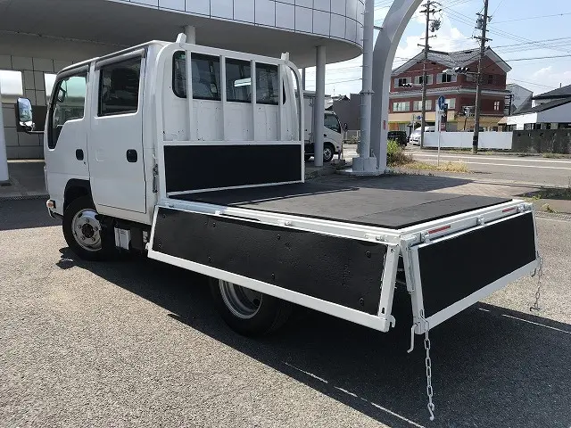いすゞ エルフ 2RG-NJS88A(4WD)の写真13