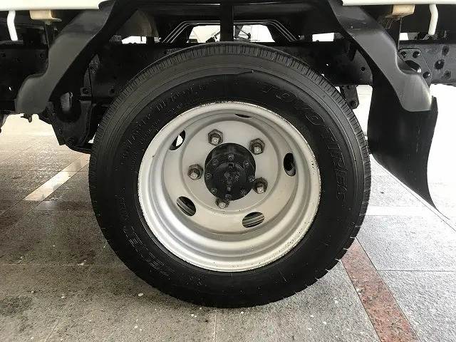 いすゞ エルフ 2RG-NJS88A(4WD)の写真23