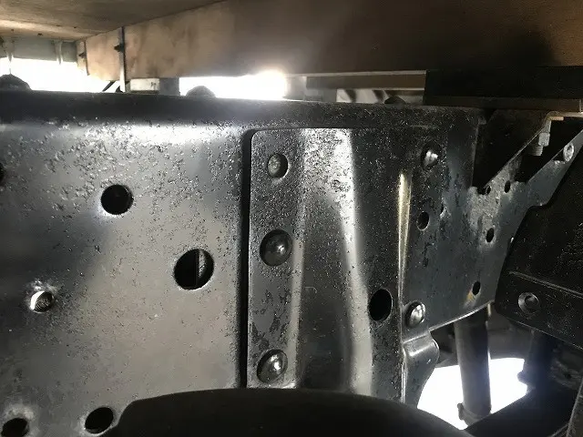いすゞ エルフ 2RG-NJS88A(4WD)の写真31