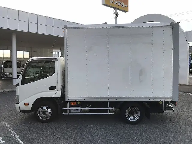 トヨタ ダイナ LDF-KDY231(2WD)の写真4
