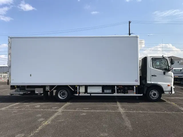 日野 レンジャー 2KG-FC2ABG(2WD)の写真8