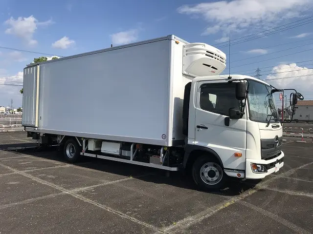 日野 レンジャー 2KG-FC2ABG(2WD)の写真10