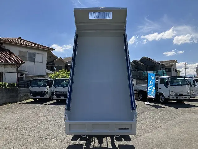 いすゞ エルフ BKG-NJR85AD(2WD)の写真7