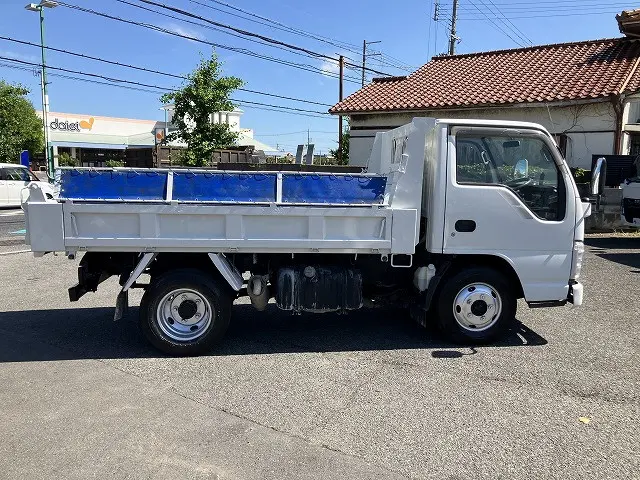 いすゞ エルフ BKG-NJR85AD(2WD)の写真12