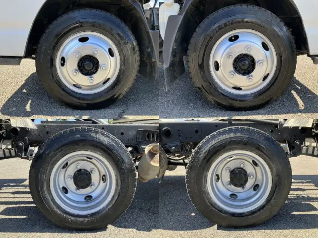 いすゞ エルフ BKG-NJR85AD(2WD)の写真32