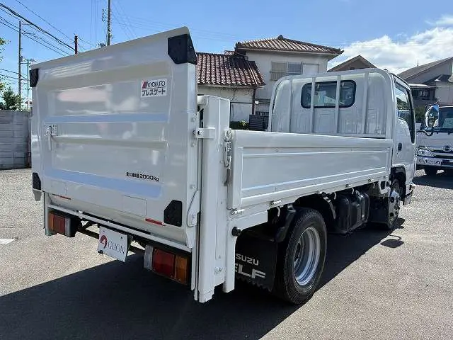 いすゞ エルフ TRG-NJR85A(2WD)の写真6