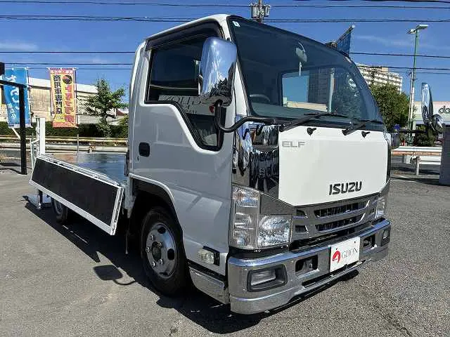 いすゞ エルフ TRG-NJR85A(2WD)の写真10