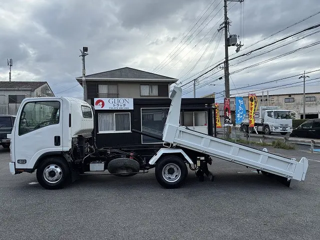 いすゞ エルフ TKG-NPR85YN(2WD)の写真4
