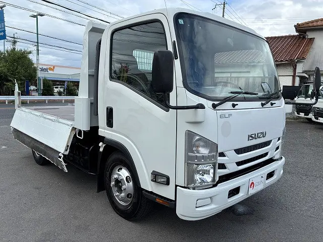 いすゞ エルフ TKG-NPR85YN(2WD)の写真17