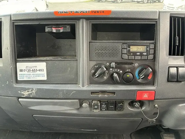 いすゞ エルフ TKG-NPR85YN(2WD)の写真37