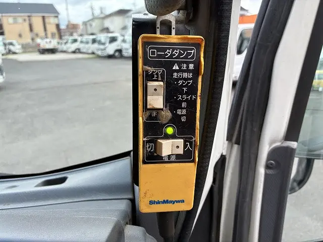 いすゞ エルフ TKG-NPR85YN(2WD)の写真38