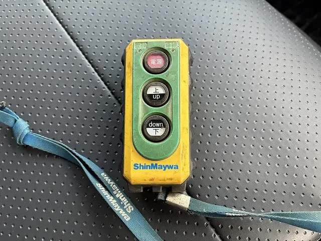 いすゞ エルフ TKG-NPR85YN(2WD)の写真39