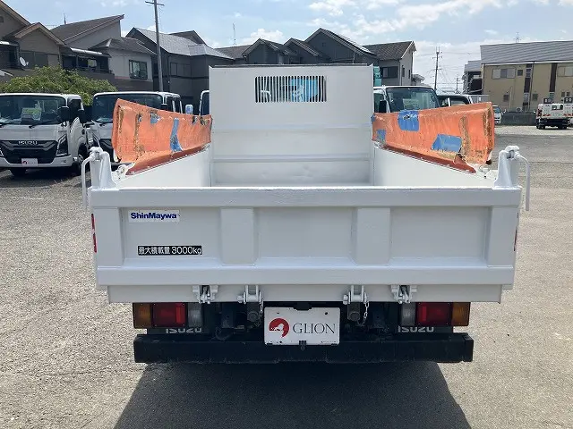 いすゞ エルフ 2RG-NKR88AN(2WD)の写真14