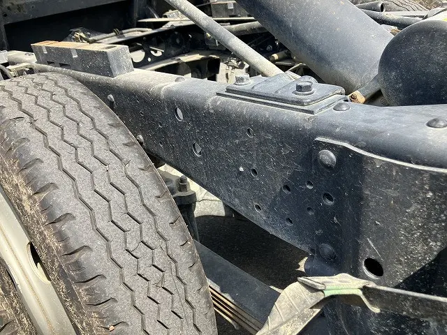 いすゞ エルフ 2RG-NKR88AN(2WD)の写真29