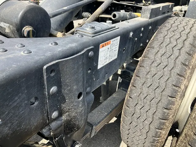 いすゞ エルフ 2RG-NKR88AN(2WD)の写真31