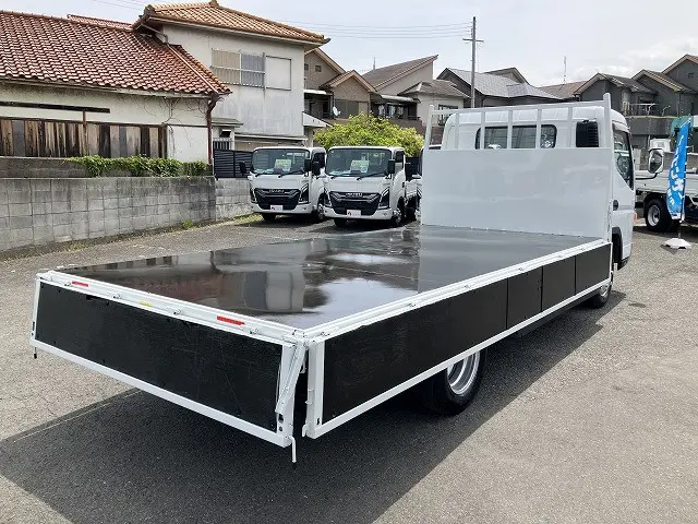 三菱 キャンター TPG-FEB50(2WD)の写真15