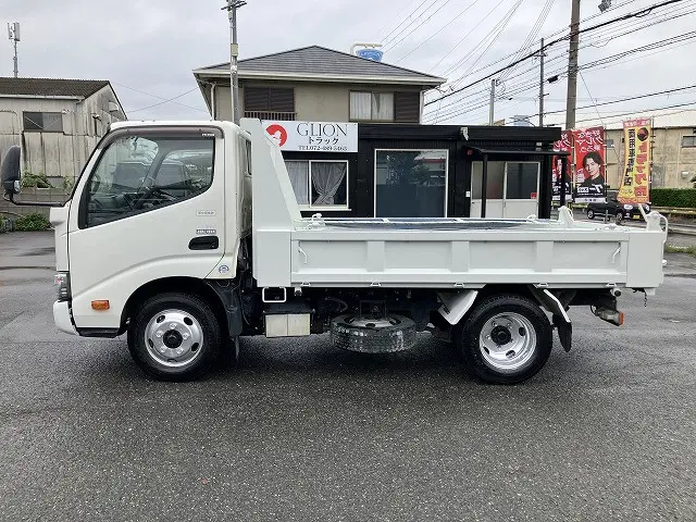 日野 デュトロ TPG-XZU620T(2WD)の写真11