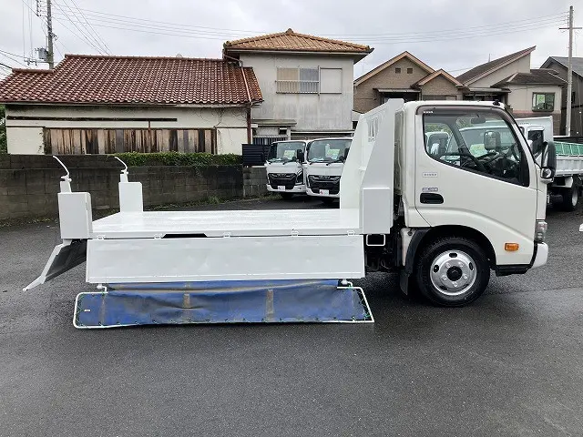 日野 デュトロ TPG-XZU620T(2WD)の写真19