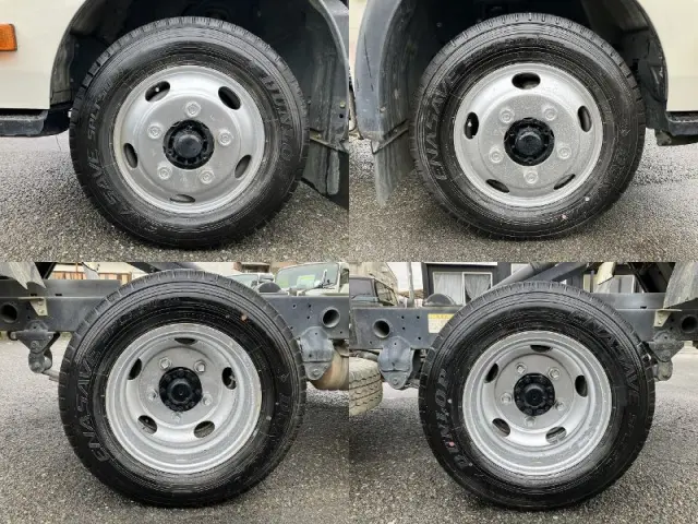 日野 デュトロ TPG-XZU620T(2WD)の写真33