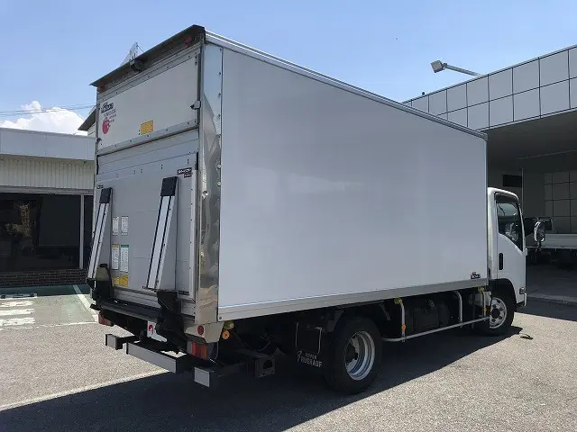 いすゞ エルフ TKG-NMS85AN(4WD)の写真8