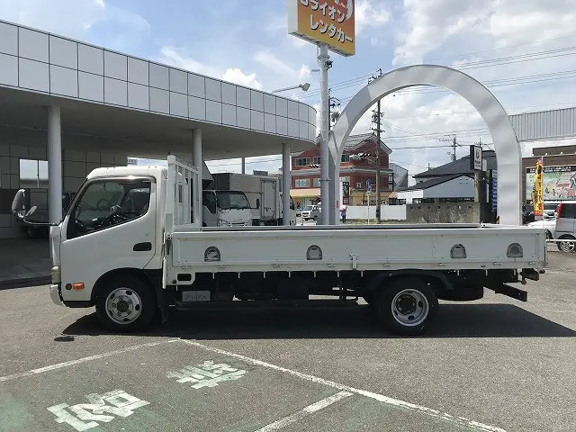日野 デュトロ SKG-XZU650M(2WD)の写真4