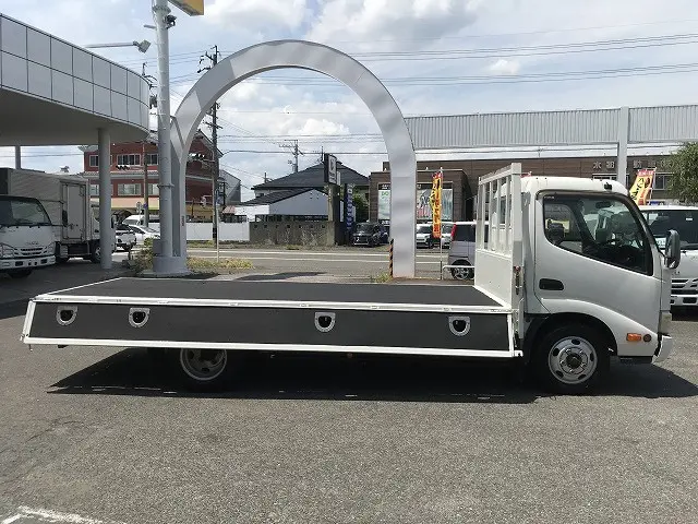 日野 デュトロ SKG-XZU650M(2WD)の写真12