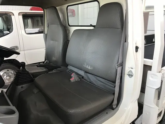 日野 デュトロ SKG-XZU650M(2WD)の写真38