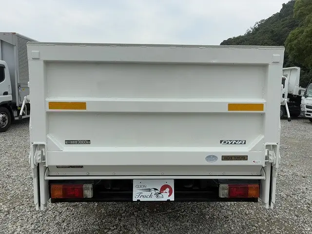トヨタ ダイナ BDG-XZU344(2WD)の写真7