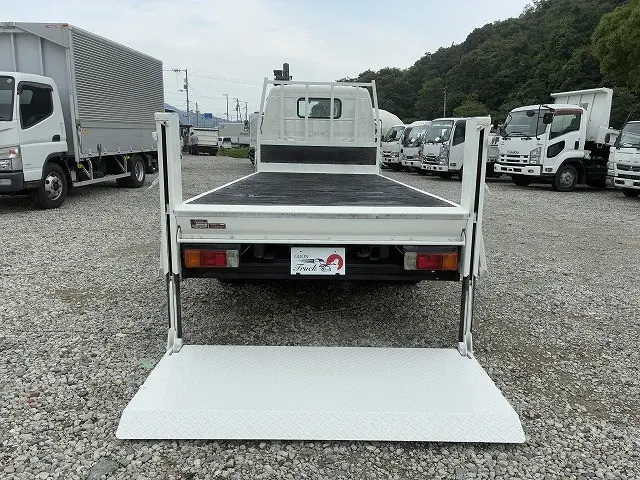 トヨタ ダイナ BDG-XZU344(2WD)の写真14
