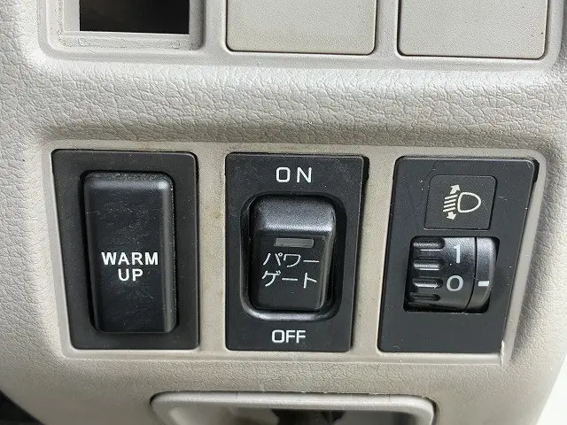 トヨタ ダイナ BDG-XZU344(2WD)の写真35