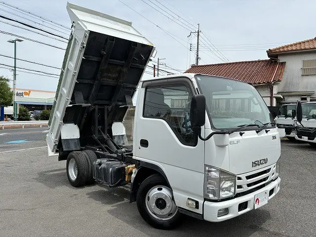 いすゞ エルフ TPG-NKR85AD(2WD)の写真3
