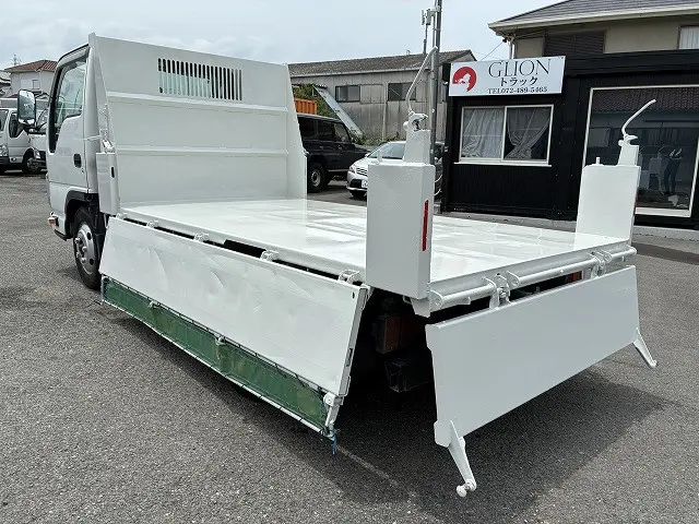 いすゞ エルフ TPG-NKR85AD(2WD)の写真20
