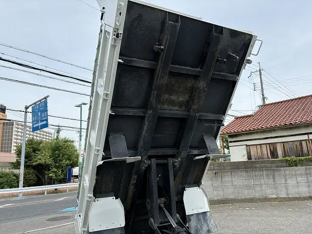 いすゞ エルフ TPG-NKR85AD(2WD)の写真25