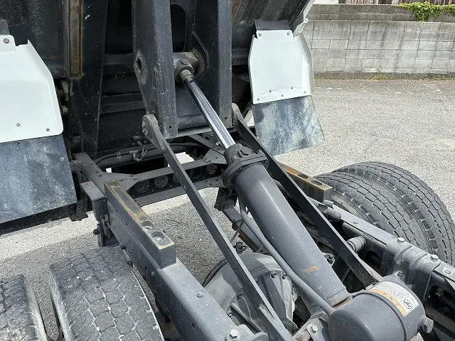 いすゞ エルフ TPG-NKR85AD(2WD)の写真26
