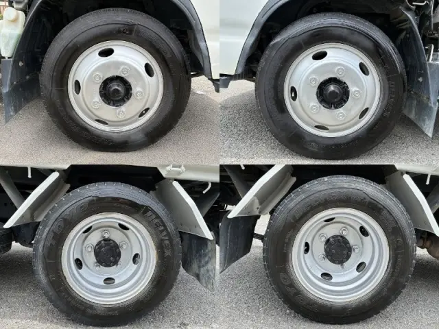 いすゞ エルフ TPG-NKR85AD(2WD)の写真31