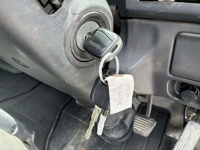 いすゞ エルフ TPG-NKR85AD(2WD)の写真38