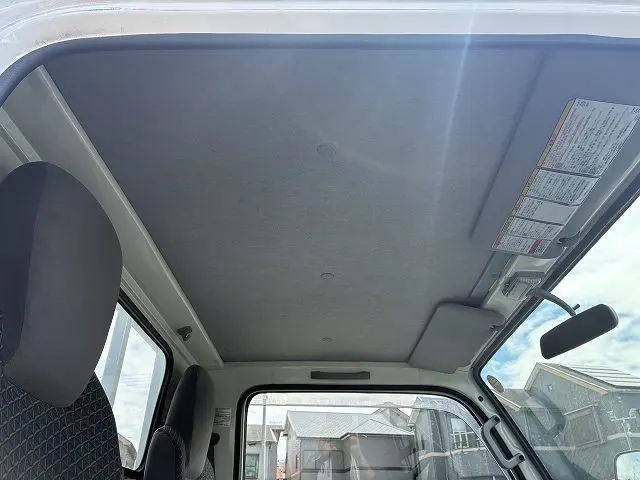 いすゞ エルフ TRG-NJR85A(2WD)の写真26