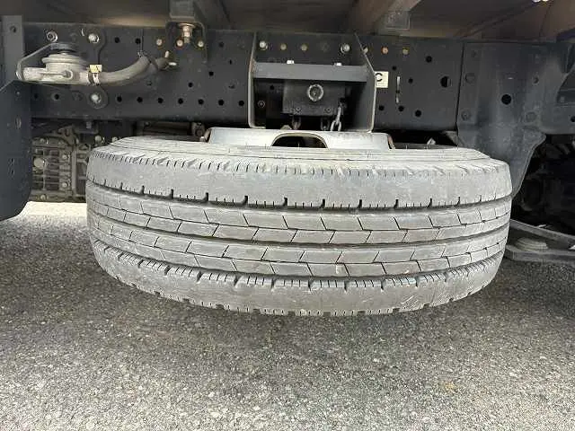 いすゞ エルフ TRG-NJR85A(2WD)の写真40