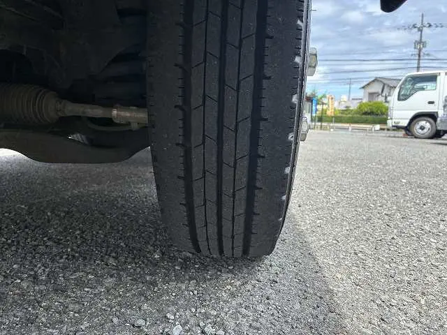 いすゞ エルフ TRG-NJR85A(2WD)の写真42
