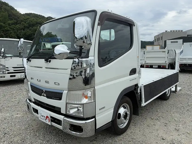 三菱 キャンター TPG-FBA00(4WD)の写真9